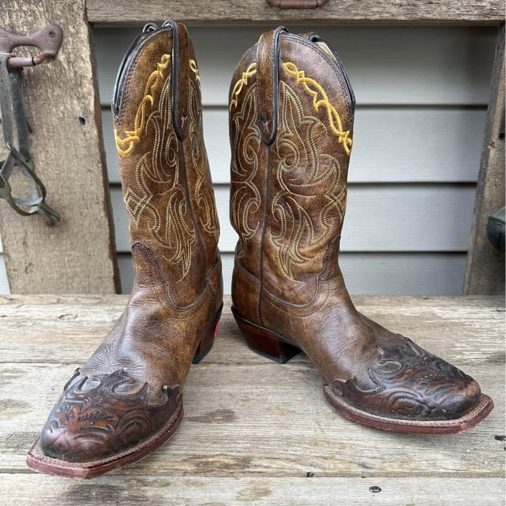 Ladies 6 1/2 Tony Lama Western Cowboy Boots
